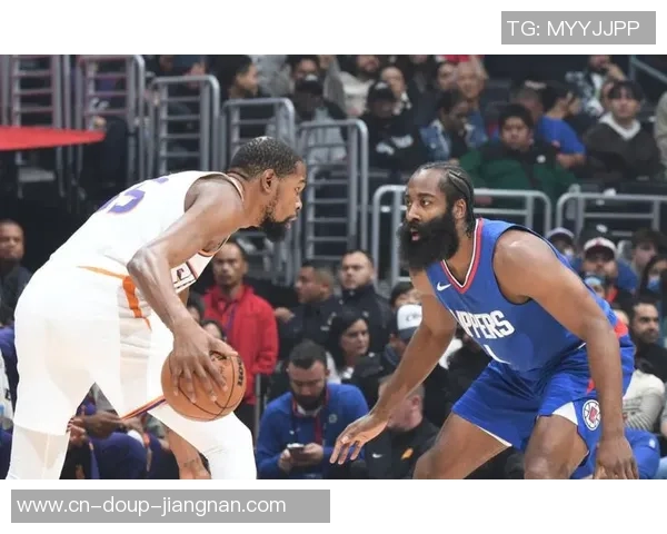 梦回巅峰！哈登轰30+7+7，快船27分大胜太阳，快船轮转总算确认